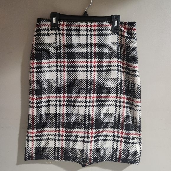 Kate Hill Plaid Beige Black And Red Skirt 18% Wool Midi - Picture 1 of 3